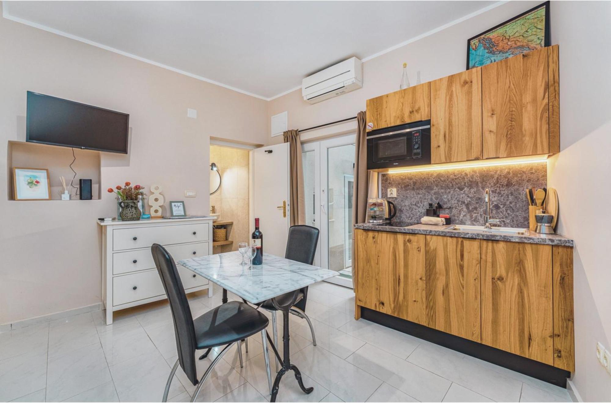 Samm Apartments ชิเบนิก ภายนอก รูปภาพ